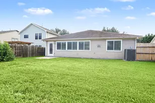 260 Rolling Brook Dr, Dickinson, TX 77539 - Photo 21