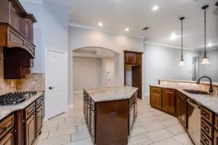 1821 Lily Meadows Dr, Conroe, TX 77304 - Photo 11