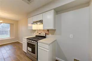 13903 Maximos Dr, Houston, TX 77083 - Photo 23