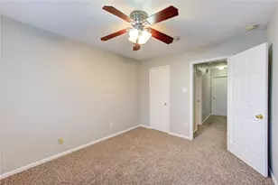 13903 Maximos Dr, Houston, TX 77083 - Photo 33