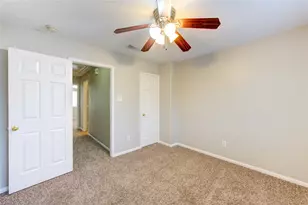 13903 Maximos Dr, Houston, TX 77083 - Photo 29