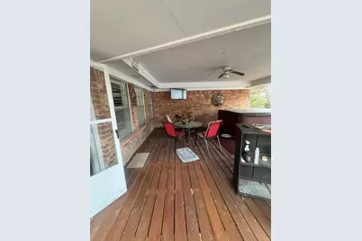 2910 Big Meadows Drive, Houston, TX 77339 - Photo 11