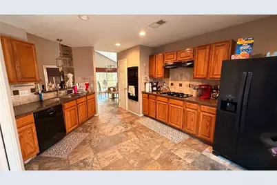 2022 Creek Valley Lane, Sugar Land, TX 77478 - Photo 13