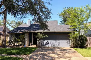 2022 Creek Valley Ln, Sugar Land, TX 77478 - Photo 1