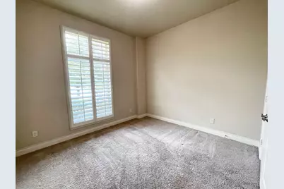 2302 Lost Bridge Lane, Pearland, TX 77584 - Photo 9