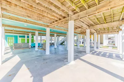 1991 Gulf Street, Crystal Beach, TX 77650 - Photo 17