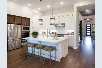 12115 Sweetbriar Loop, Mont Belvieu, TX 77523 - Photo 5