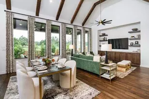 12115 Sweetbriar Loop, Mont Belvieu, TX 77523 - Photo 11