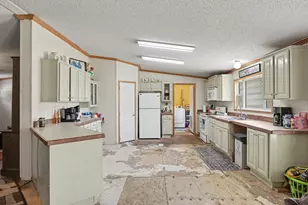 15221 Bennette Woods Rd, Conroe, TX 77302 - Photo 11