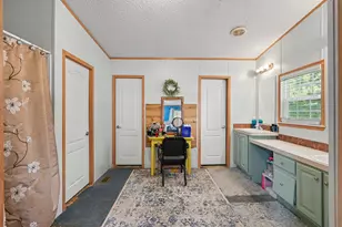 15221 Bennette Woods Rd, Conroe, TX 77302 - Photo 17