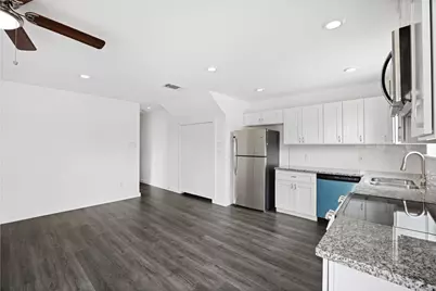 9241 Seeker Street, Houston, TX 77028 - Photo 3