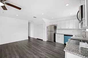 9241 Seeker St, Houston, TX 77028 - Photo 3