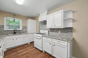 503 Northwood Dr, Conroe, TX 77303 - Photo 11