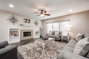 16148 Broadwater Dr, Crosby, TX 77532 - Photo 17