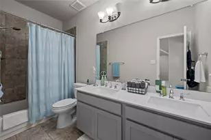 17405 Chestnut Cove Dr, Conroe, TX 77302 - Photo 31