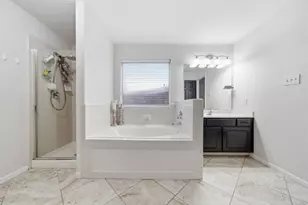 2225 Silvercreek Ct, Deer Park, TX 77536 - Photo 21