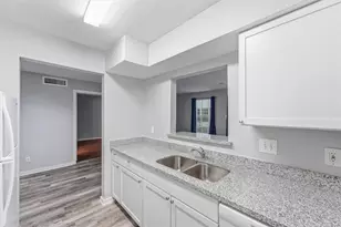 2333 Bering Dr, Houston, TX 77057 - Photo 15