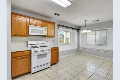 8018 Fox Street, Baytown, TX 77523 - Photo 7