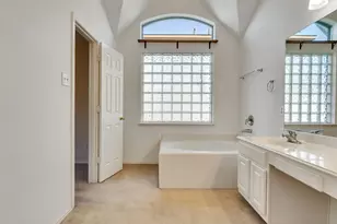 8018 Fox St, Baytown, TX 77523 - Photo 23