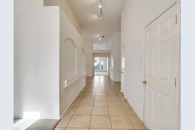 8018 Fox Street, Baytown, TX 77523 - Photo 31