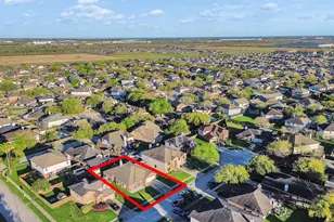 8018 Fox St, Baytown, TX 77523 - Photo 39