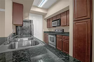 7575 Kirby Dr, Houston, TX 77030 - Photo 19