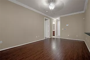 7575 Kirby Dr, Houston, TX 77030 - Photo 11