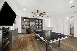 8741 Park Kolbe Ln, Houston, TX 77080 - Photo 23