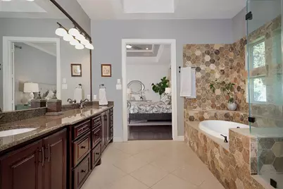 10 Moatwood Court, The Woodlands, TX 77382 - Photo 21