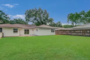 5731 Creekbend Dr, Houston, TX 77096 - Photo 35
