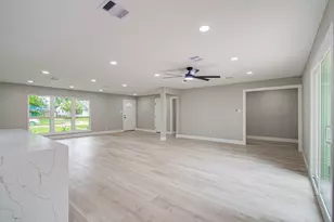 5731 Creekbend Dr, Houston, TX 77096 - Photo 7