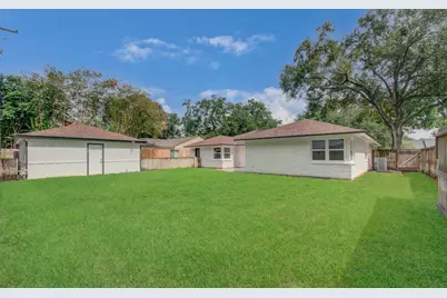 5731 Creekbend Drive, Houston, TX 77096 - Photo 33