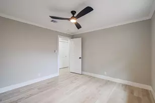 5731 Creekbend Dr, Houston, TX 77096 - Photo 21