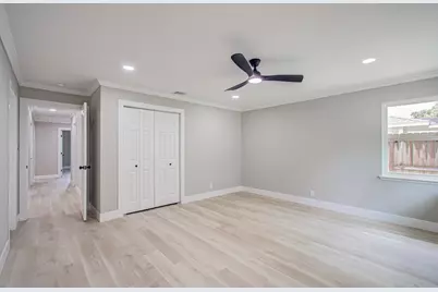 5731 Creekbend Drive, Houston, TX 77096 - Photo 27