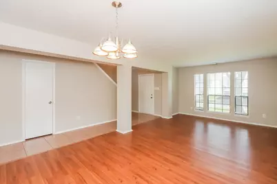16322 Lynn Crest Court, Houston, TX 77083 - Photo 5