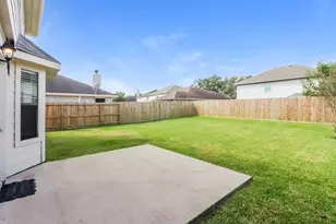 16322 Lynn Crest Ct, Houston, TX 77083 - Photo 15
