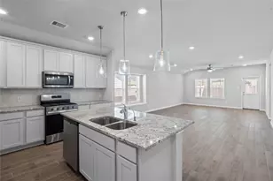 19737 Flag Vw Dr, Montgomery, TX 77316 - Photo 13