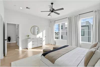 8706 Ojeman Villas Drive, Houston, TX 77055 - Photo 31