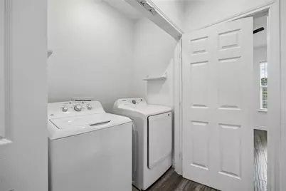 2032 Spenwick Drive, Houston, TX 77055 - Photo 21