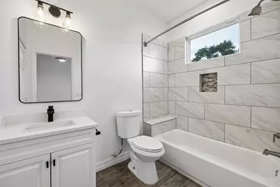2032 Spenwick Drive, Houston, TX 77055 - Photo 19