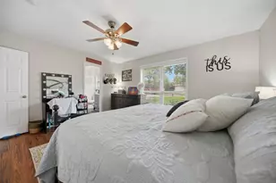 908 Pine Dr, Caldwell, TX 77836 - Photo 13
