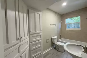 2214 5th Ave N, Texas City, TX 77590 - Photo 17