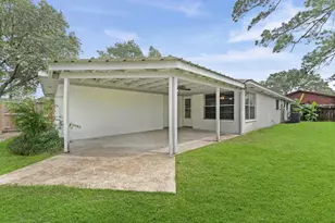 4205 Queenswood St, Baytown, TX 77521 - Photo 25