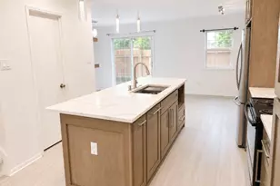 14401 Misty Meadow Ct, Houston, TX 77079 - Photo 7