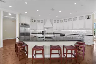 438 S Burnett Dr, Baytown, TX 77520 - Photo 5