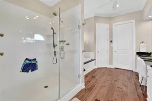 438 S Burnett Dr, Baytown, TX 77520 - Photo 17