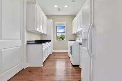 438 S Burnett Drive, Baytown, TX 77520 - Photo 21