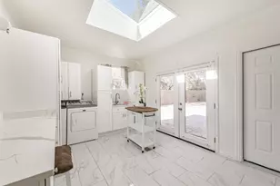 5002 Beechnut St, Houston, TX 77096 - Photo 25