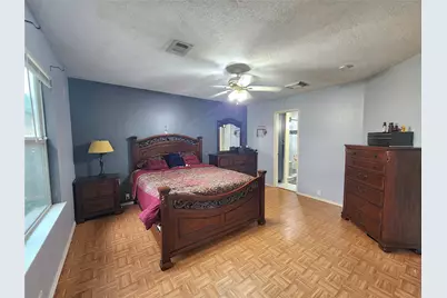 15006 Sugarhollow Drive, Sugar Land, TX 77498 - Photo 15