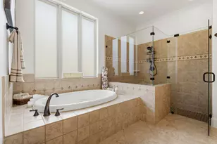 34 N Player Manor Cir, The Woodlands, TX 77382 - Photo 15